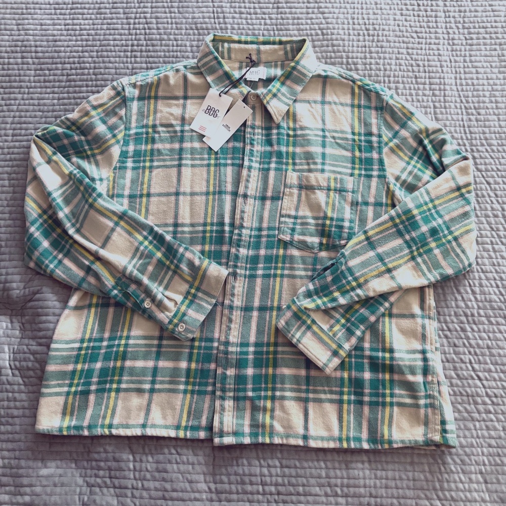 BDG Urban Outfitters Cropped Plaid Flannel Shirt (Green Plaid XL)